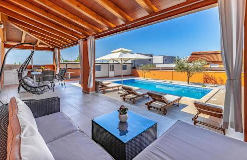 Amazing Home In Pula With Kitchen - Foto 15