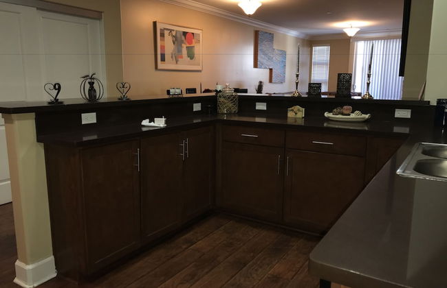 2 Bed 2 Bath in Studio City - Foto 60