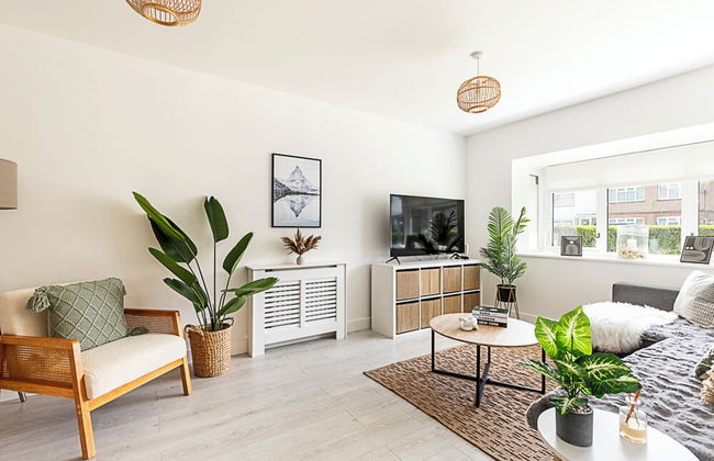 Semi-detached House With Modern Bespoke Interior - Foto 24