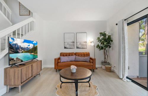 Charming 3BR - Prime Northwood Location - Foto 14