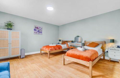 CADeS West Bromwich - Foto 8