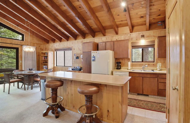 Lake Tahoe Treasure! Minutes From Beach & Skiing - Foto 11