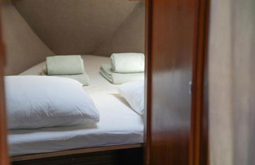 The Classic Sailboat Retreat - Photo 36