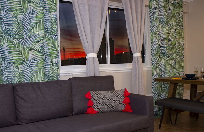 Golden Castle In Montreal - Foto 5