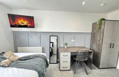 6B 3Bath - Free Parking - TVs In EVERY Room - Foto 1