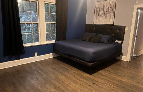 Charming King bed & Queen Sofa bed & TV Wifi - Foto 41