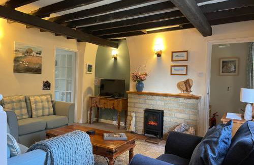 Gingerbread Cottage - Photo 11