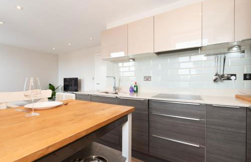 Cosy Central Stylish Apartment in Twickenham - Pass the Keys - Foto 10