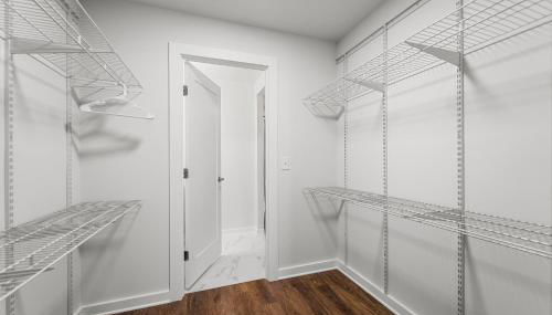 UrbanDelight Crystal City Mins to DC Free Parking - Foto 2, wardrobe