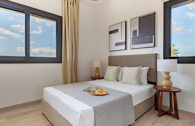 Sanders Eduardovich Limassol - Foto 18