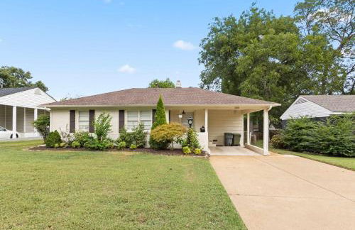 Modern Memphis Retreat - Sleeps 7 - Fireplace - Foto 1