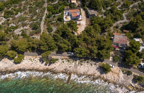 Villa Mala Smišna Poolside Paradise by the Sea - Photo 51