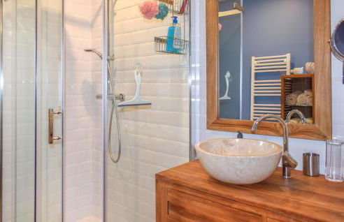 Beautiful Home In Pleudaniel - Photo 25