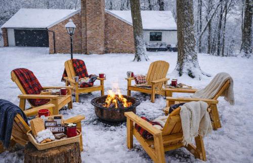 RiverEdge Haven Hot Tub, 5 Beds, Kayaks Near ND - Foto 52