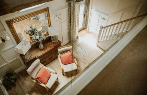 Lyme Tree Farm Cottages - Hotching Barn and Knockstone Cottage - Foto 71