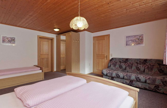 Chalet in St. Gallenkirch Near Ski Slopes - Foto 3