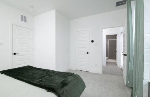 Game On! Lakefront Getaway for World Cup Fans - Foto 39