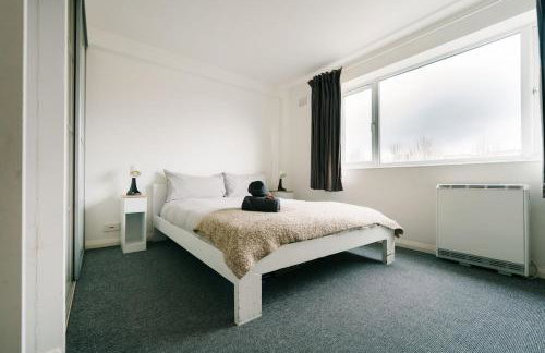 2BR w Balcony Swiss Cottage Near Central London - Foto 40