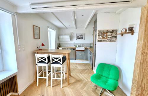 Au Bon Accueil - Appartement vue mer - Hyper centre - Avec Home-Cinéma - Foto 9