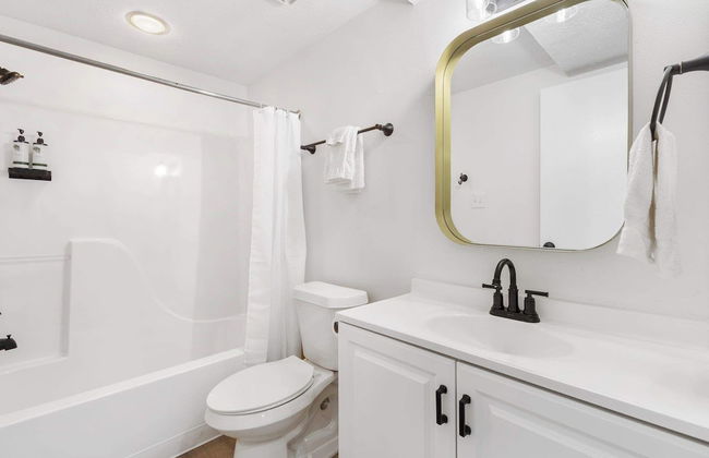 Tranquil Woods Retreat Branson - Photo 19