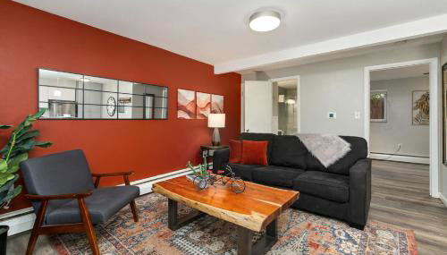 Modern & Chic Condo in the Heart of Old Town - Foto 2
