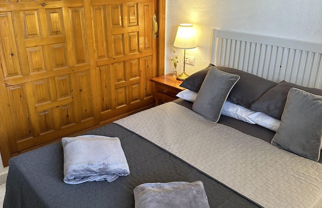 2-bed Apartment 10 min Drive to the Beach! - Foto 5