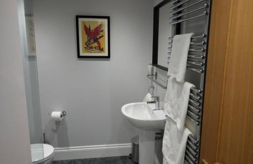 27 High Street Apartments - Photo 11