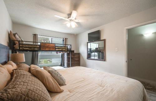 Lake Conroe Condo Patio and Water Views - Foto 11