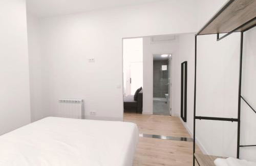 Apartamentos La Brava by gaiarooms - Photo 84