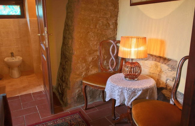 Farmhouse With Stables, Horses and the Ability to Make Horseback Riding - Foto 12