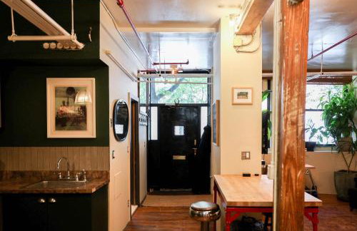 Artistic Vintage Loft in Williamsburg - Photo 5