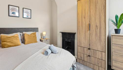 Manchester home, Sleeps 6, Contractor Friendly, Free Parking - Foto 3, towels, storage