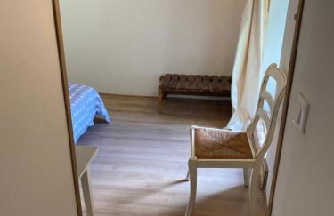 Vue du chateau a La Petite Ferme d'Alpacas - Foto 8