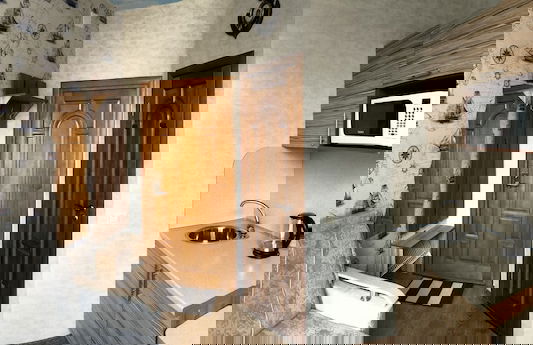 Hotel Azure - Photo 4