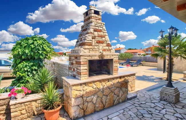 Apartment 1376 - Photo 47