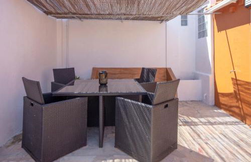 Family-Friendly Villa with Private Pool & Rooftop Oasis - Foto 13