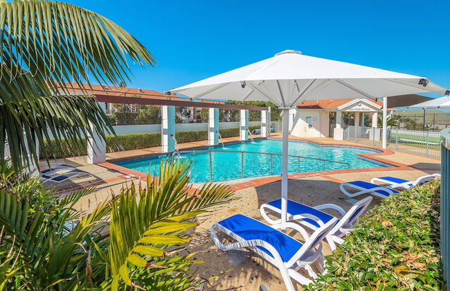 Breakers 1/8 - Photo 15