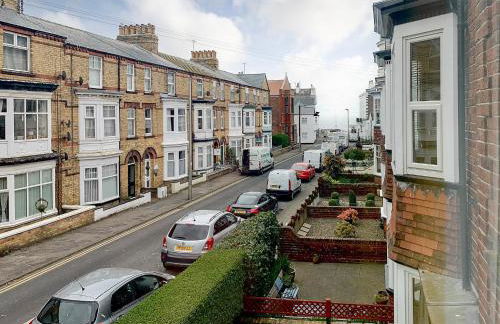 Upper Floors At The Lawns - Photo 13