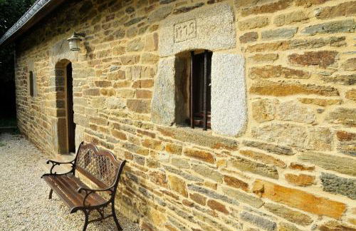 Yourte Roulotte et Gite de la Laïta - Foto 12