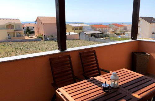 Apartman Matej with pool Povljana - Foto 15