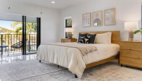 April Sale! 4BR - Private Yard, Grill, Soaking Tub, Near Coral Gables & MIA Airport - Foto 5