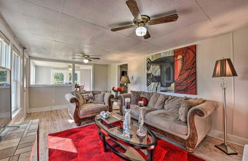 Porch, Fire Pit and Grill Blue Ridge Mtn Cottage! - Foto 6