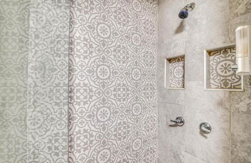 Close to All, Restful Duplex A in Downtown, UTEP, Hospitals - Foto 33