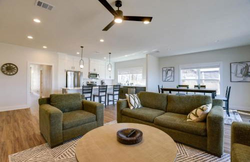 Walk to Restaurants Modern Escape Near Kyle Field - Photo 11