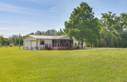 Palatka Hideaway with Fireplace and Private Porch - Foto 23