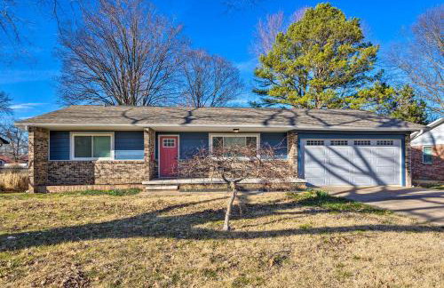 Bentonville Home about 1 Mi from Downtown! - Foto 3