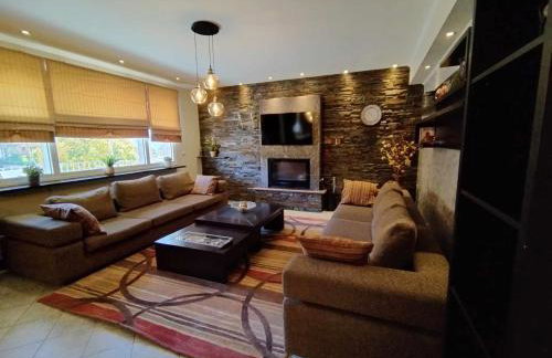 Mirabilia Guest House - Photo 32