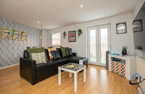 Garfield House, 3 bed house, sleeps 7, Nr Rushden Lakes, allocated parking, corporates welcome - Foto 24
