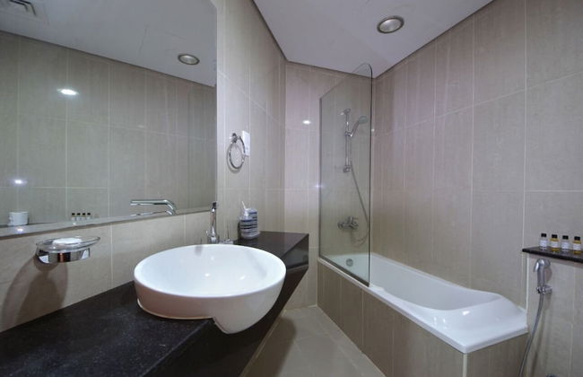 Studio Apartment in The Matrix Tower - Photo 7