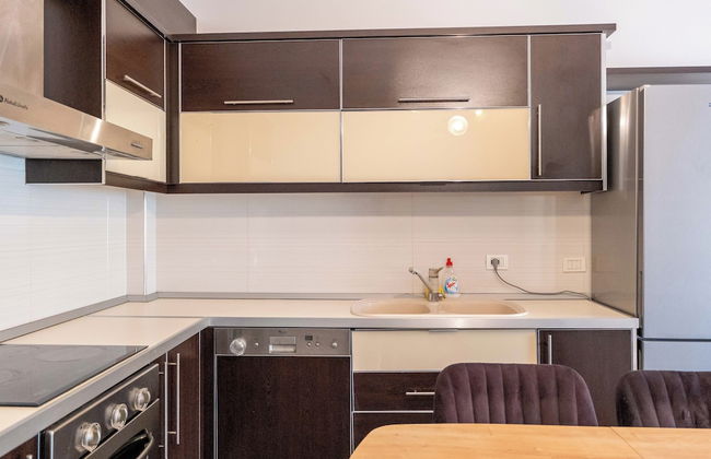 Tirent Apartment Komuna Parisit 2 - Foto 12